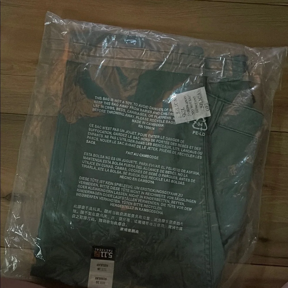Women’s 5.11 Tactical Pants - Picture 5 of 5